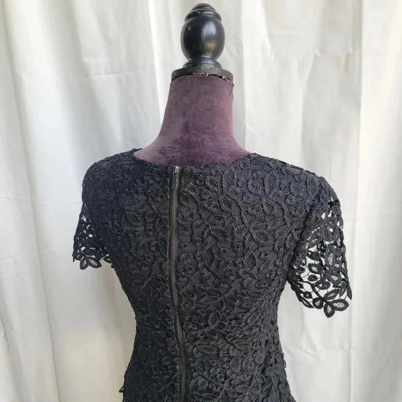 Catherine's Malandrino Crop TOP LACE Black Gold Zip Back WOMAN'S Sz XS - Picture 6 of 9